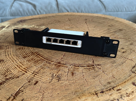 10 Zoll, 19 Zoll Rackmontage Panel 1 HE Ubiquiti UniFi USW-Flex-Mini Switch