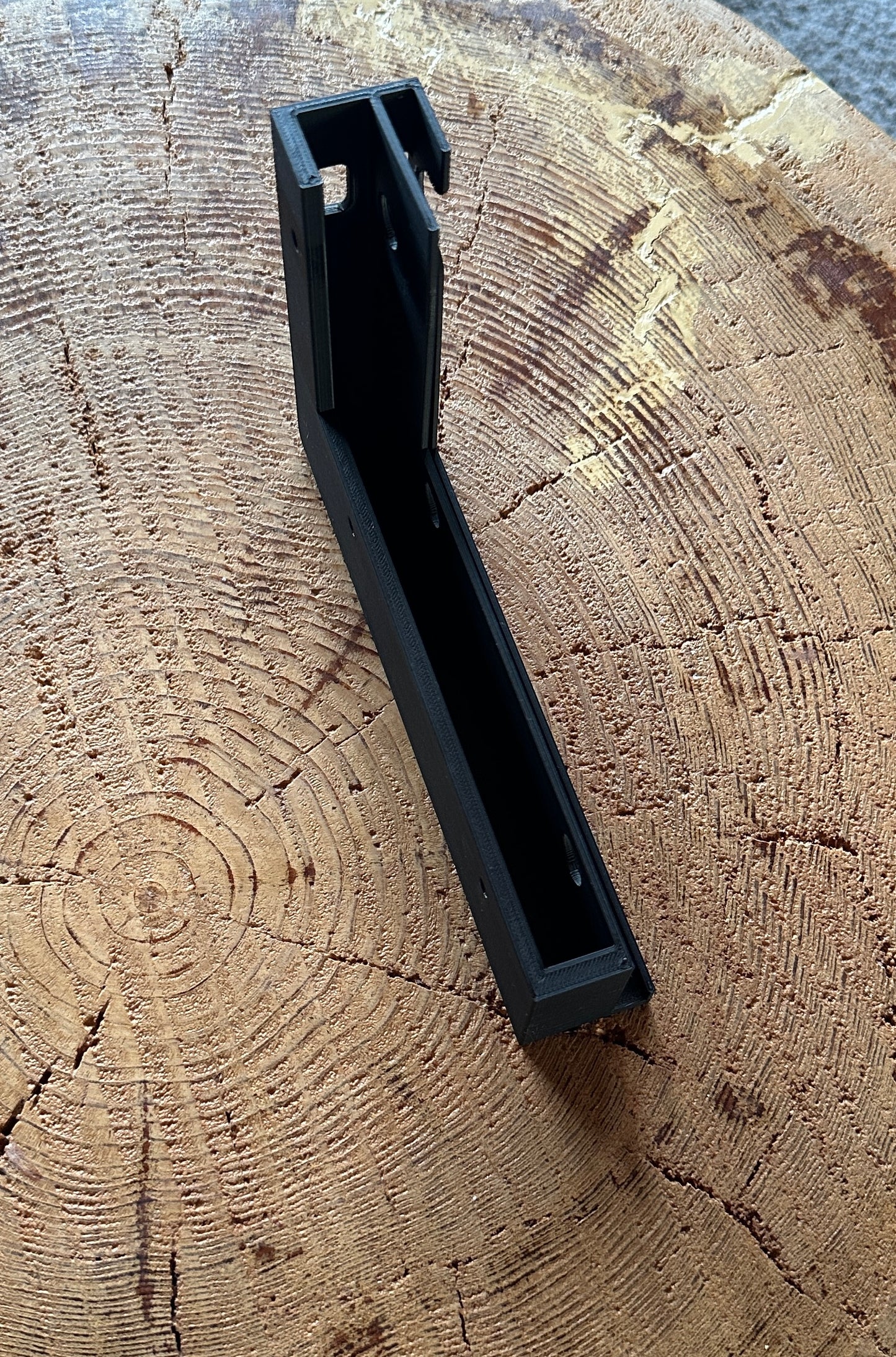 Apple iPad 2020 2021 8. 9. Gen 10,2 Zoll Wandhalterung mit Powerbank Fach