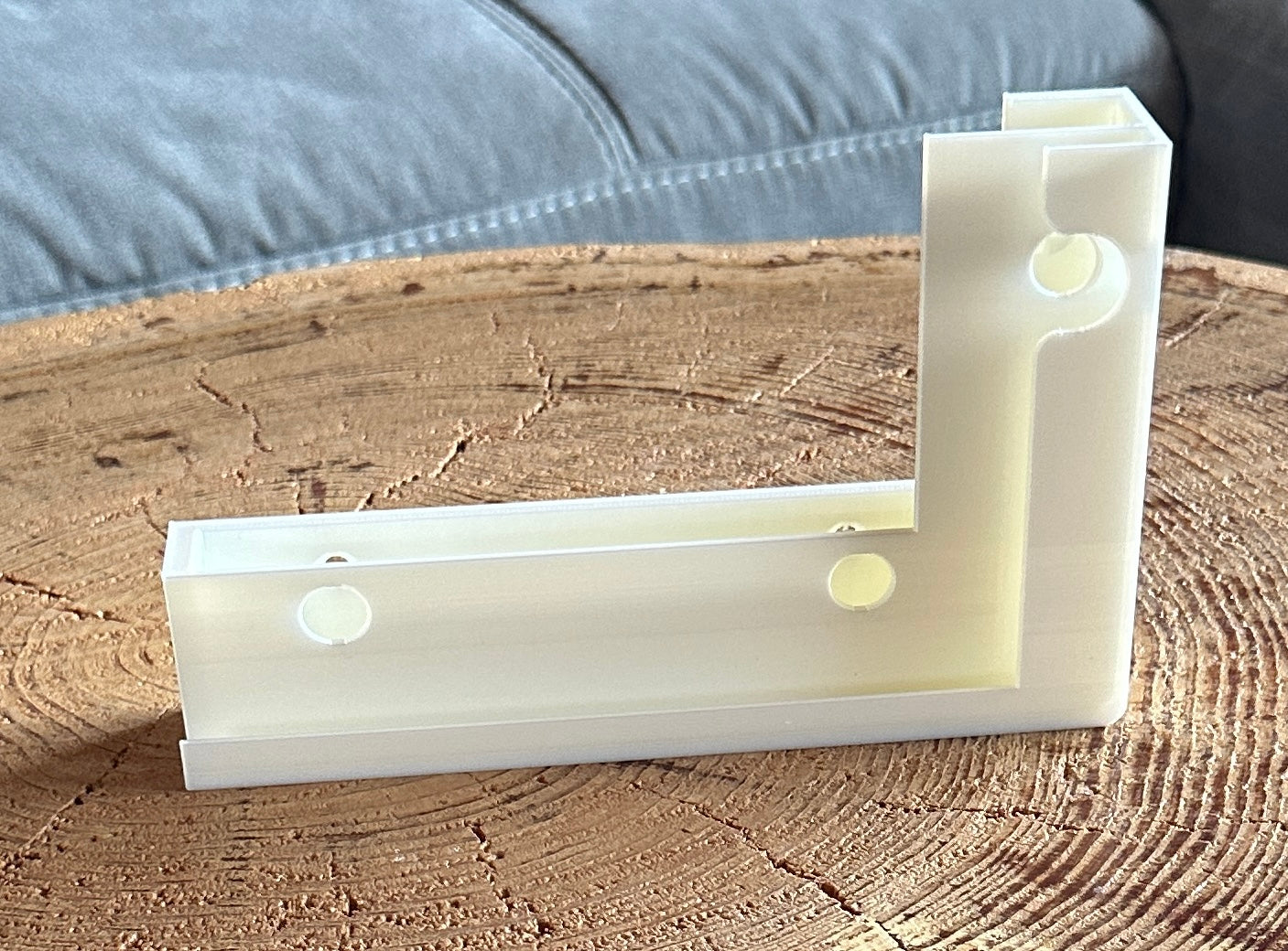 Apple iPad 2020 2021 8. 9. Gen 10,2 Zoll Wandhalterung mit Powerbank Fach